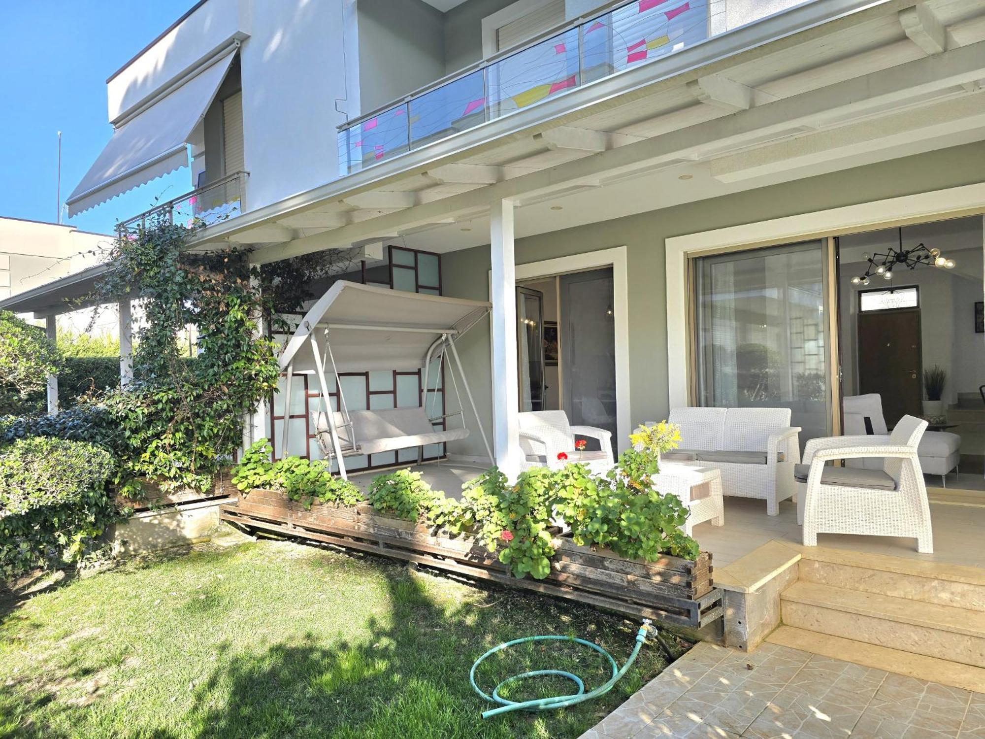 Modern Villas At Perla Resort Durrës Esterno foto