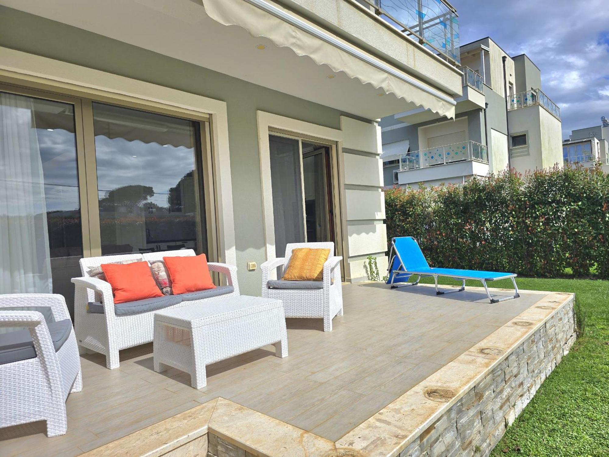 Modern Villas At Perla Resort Durrës Esterno foto